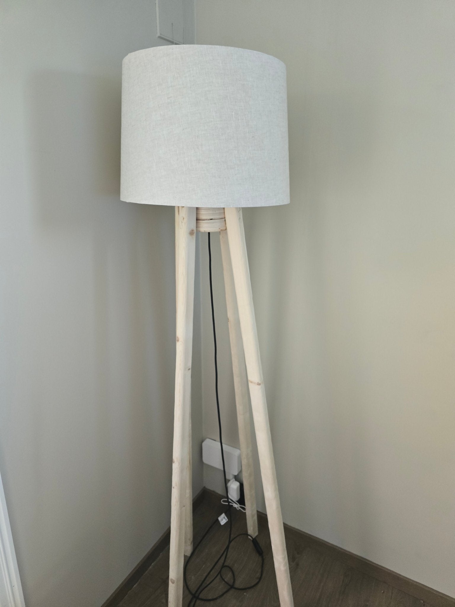 Lampe på rundstokker - Naturtre.no