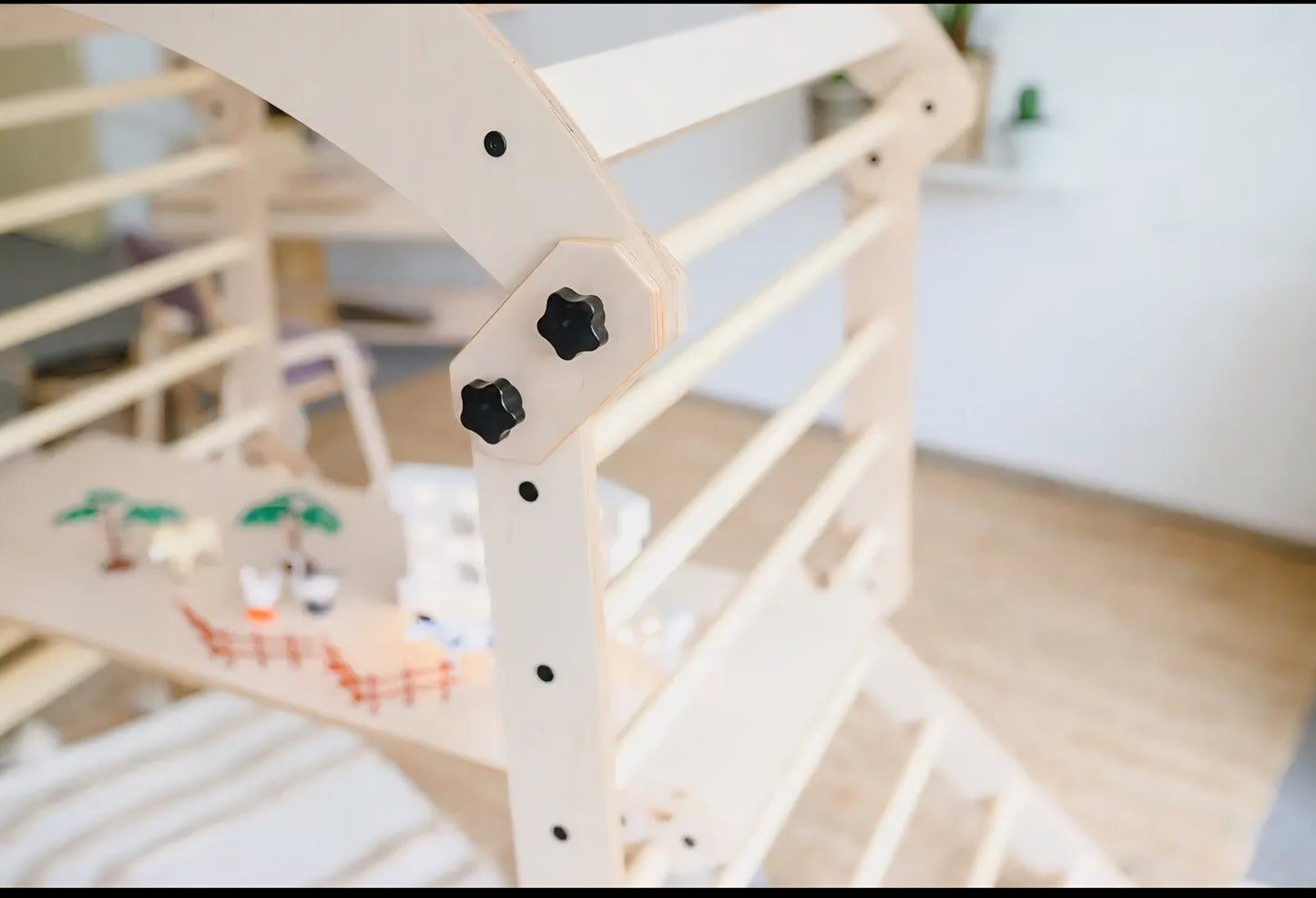 Hilltown Klatreset fra Luula – for små eventyrere med store ambisjoner!